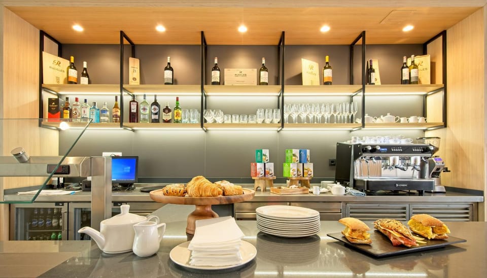 Lounge or bar
