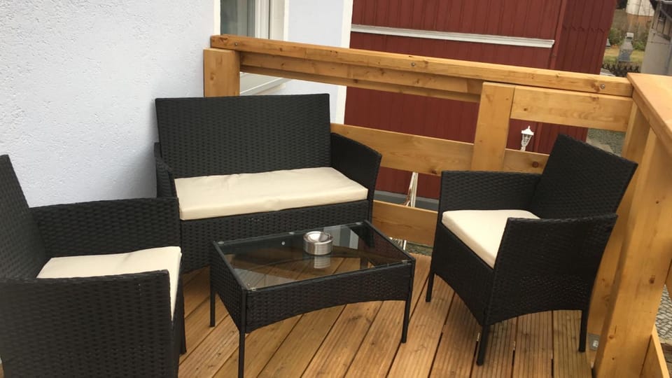 Property building, View (from property/room), View (from property/room), Balcony/Terrace, Seating area