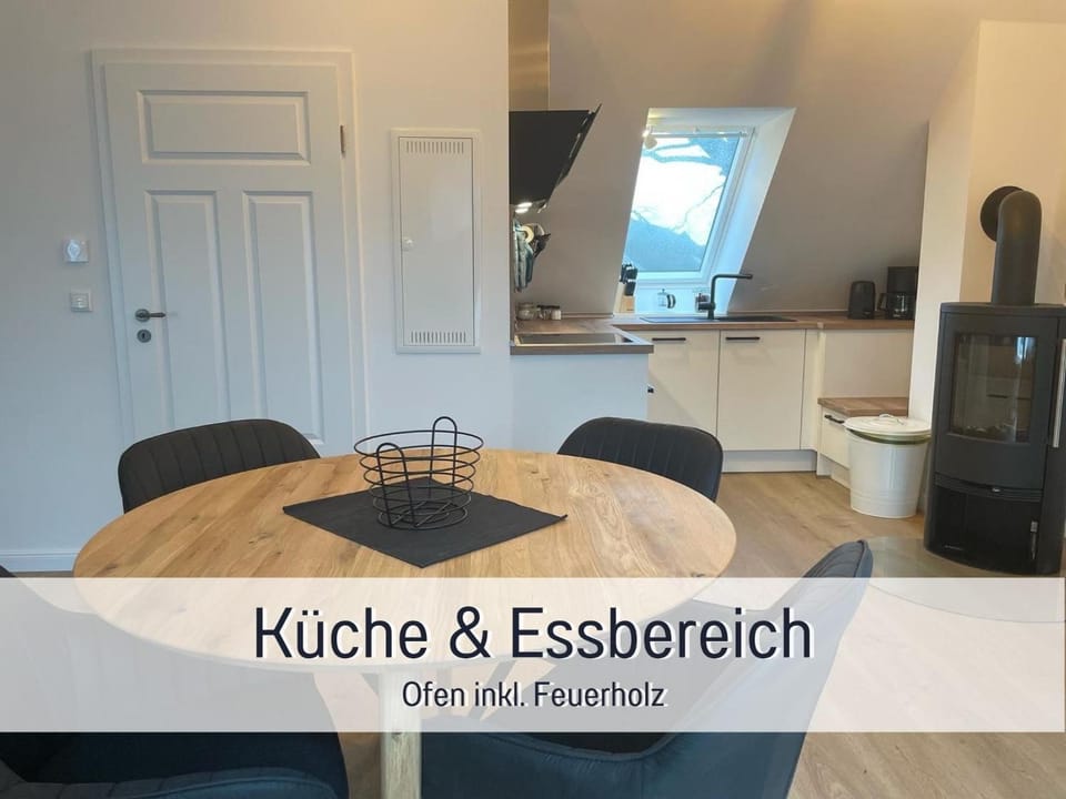 Kitchen or kitchenette, Living room, dishwasher, oven, stove, kitchen