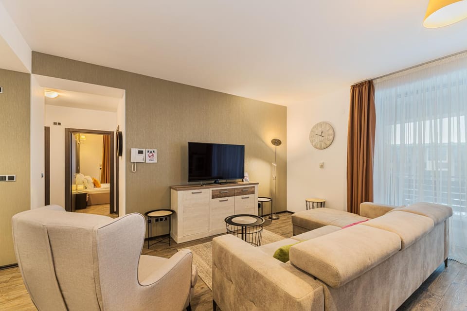 Sunset Silver Mountain Apartment in Brasov
