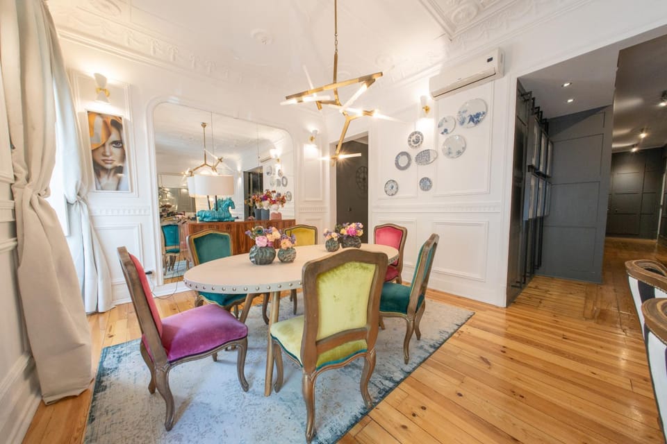 Living room, Dining area, air conditioner