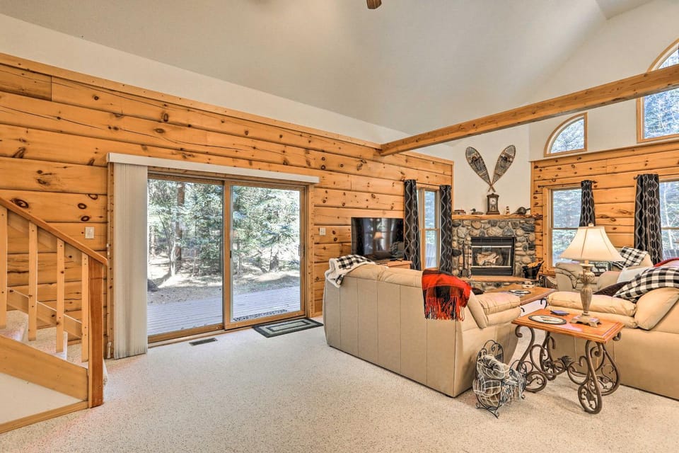 Bayfield Cabin w/ Wraparound Deck & Fire Pit Cabin in La Plata County