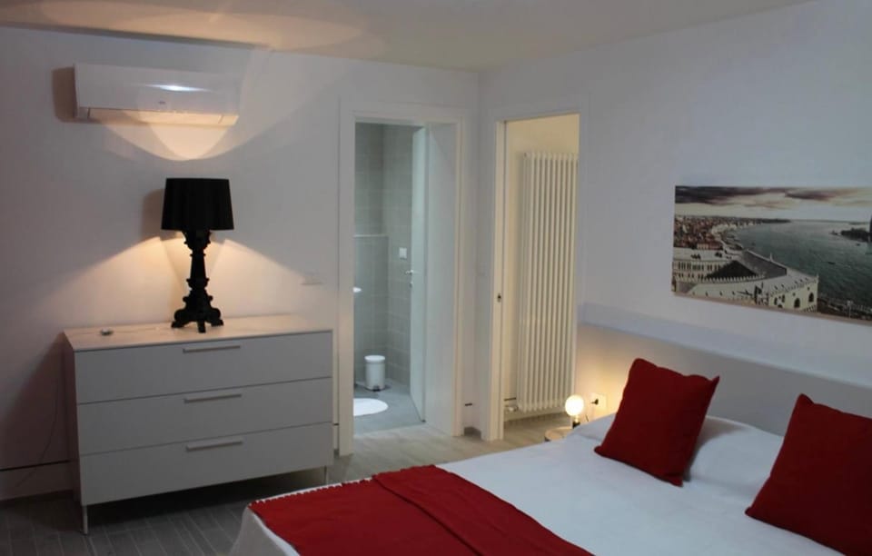 Decorative detail, Bedroom, air conditioner, air conditioner
