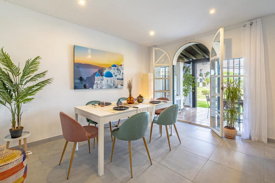 Balcony/Terrace, Living room, Dining area