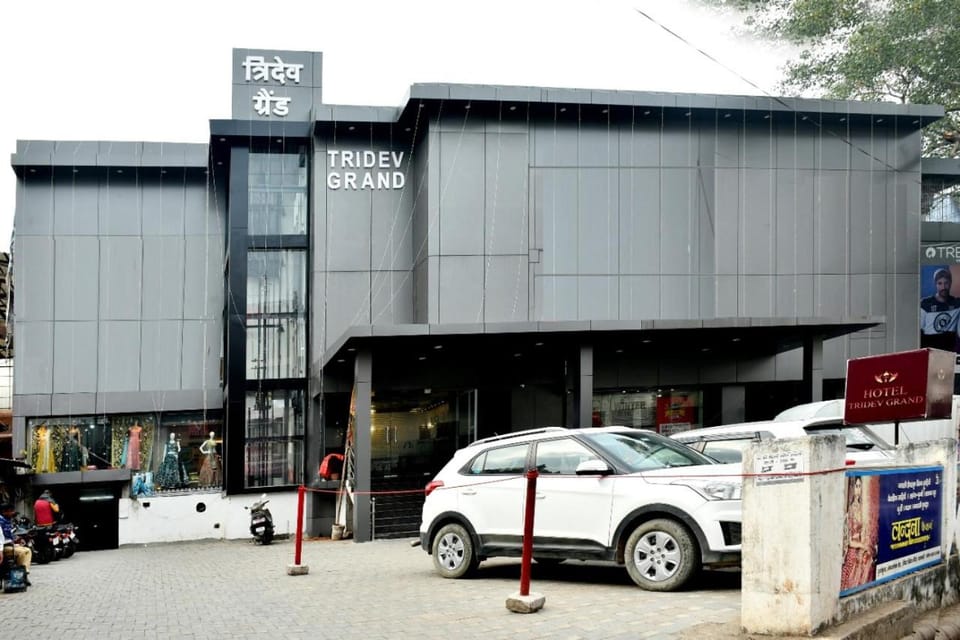 Property building, Facade/entrance