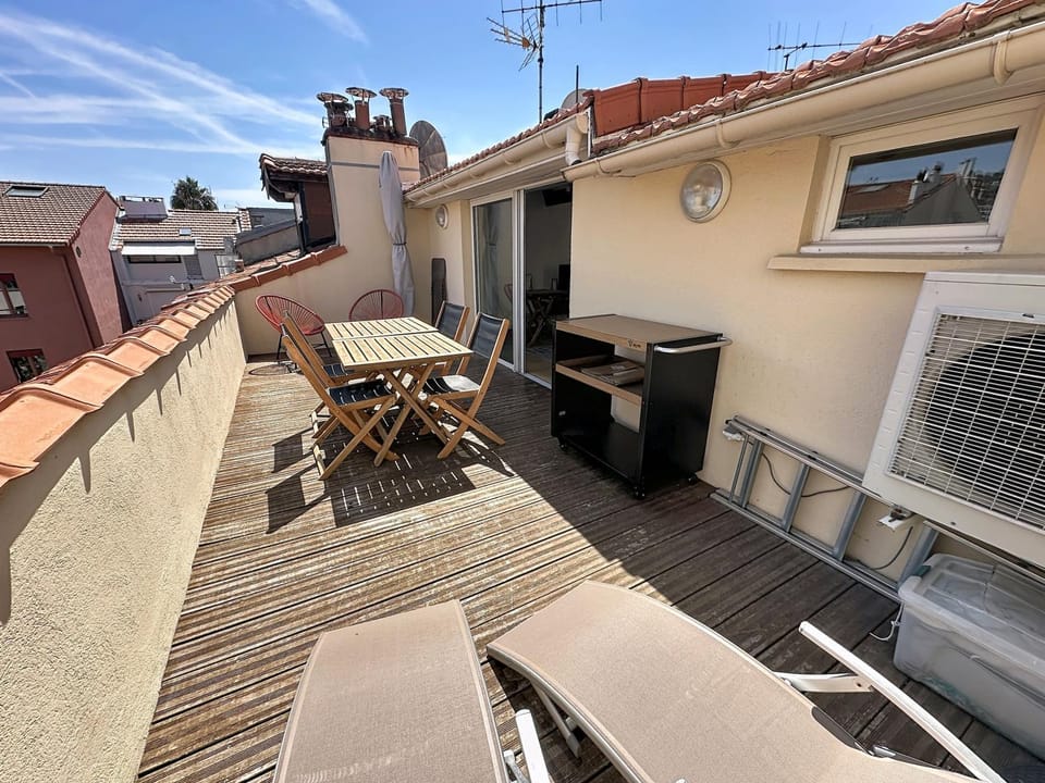 Balcony/Terrace, Balcony/Terrace