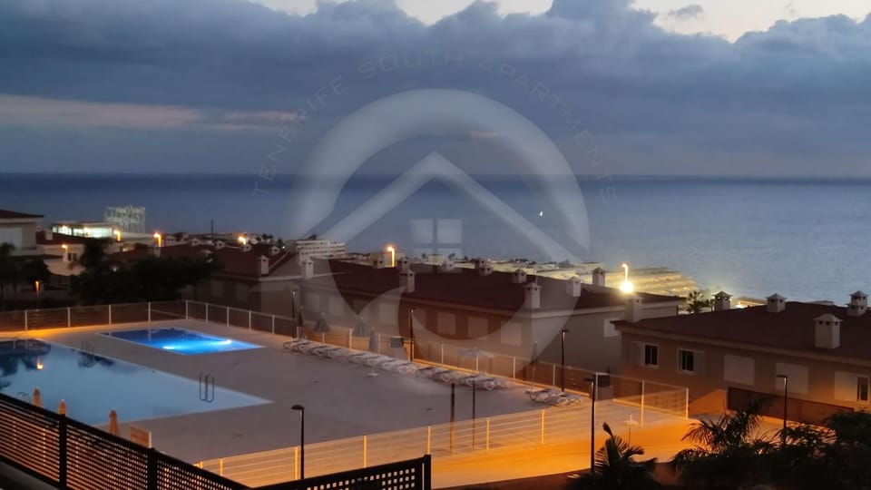 Balcony/Terrace, Pool view, Sea view, Swimming pool, Swimming pool