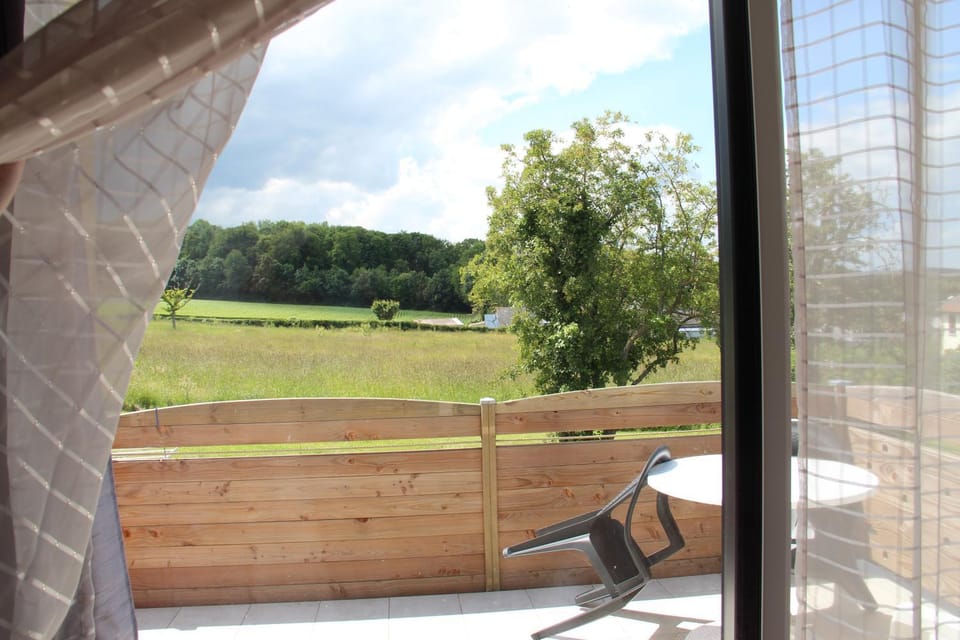 Balcony/Terrace, Garden view