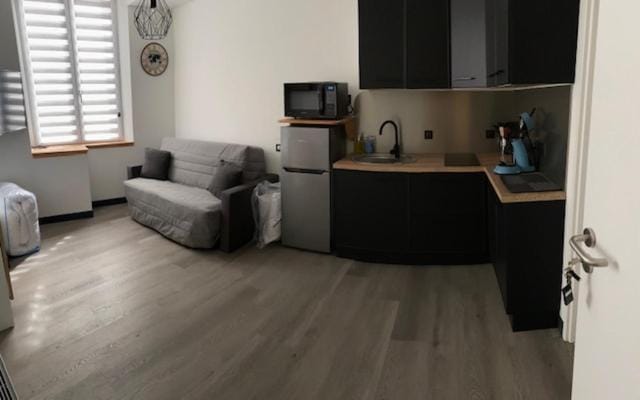 Kitchen or kitchenette, Living room, Dining area