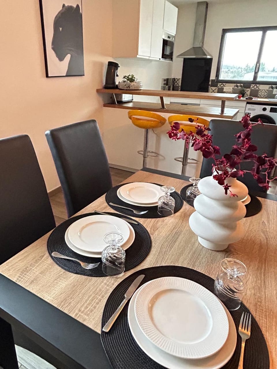 Duplex, parking gratuit privé, 5min centre Auxerre Apartment in Bourgogne-Franche-Comté