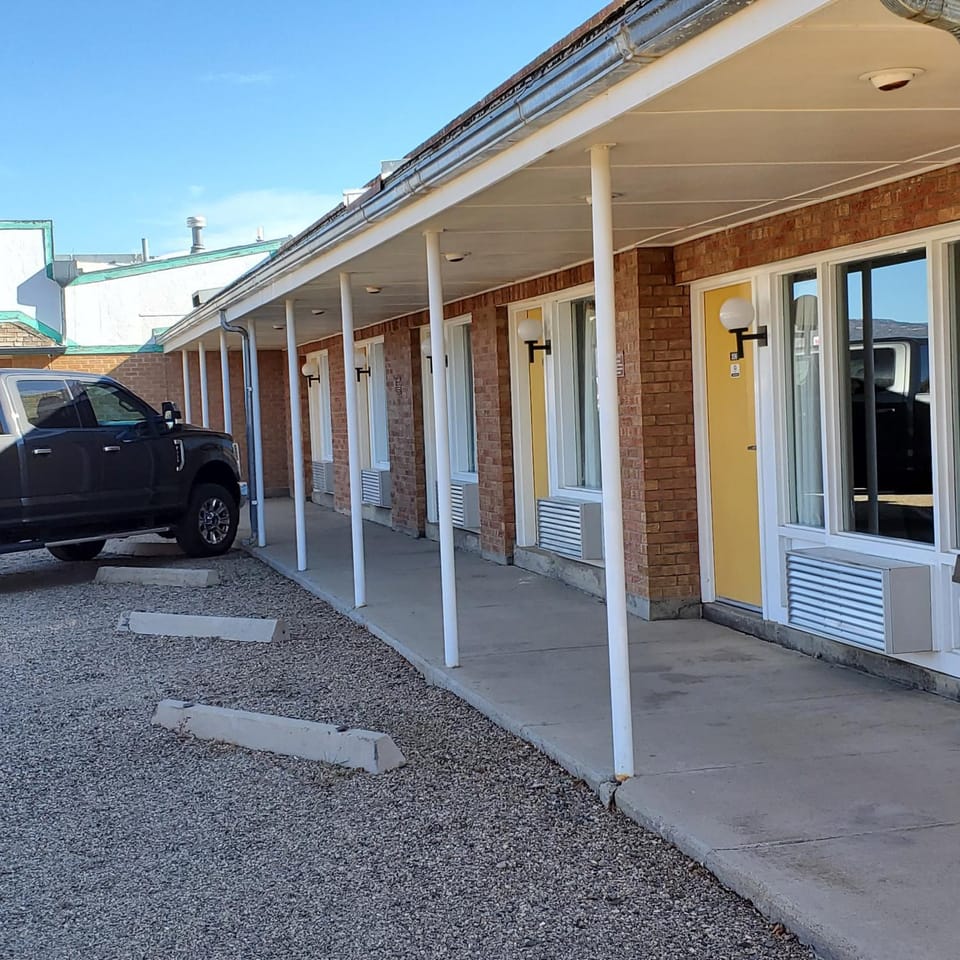 Robin Hood Motel Motel in Raton