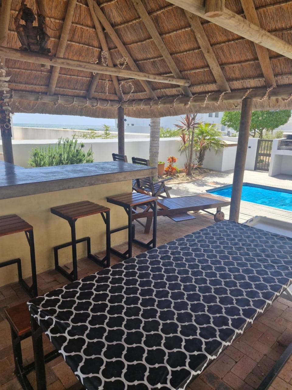 BBQ facilities, Swimming pool, sunbed