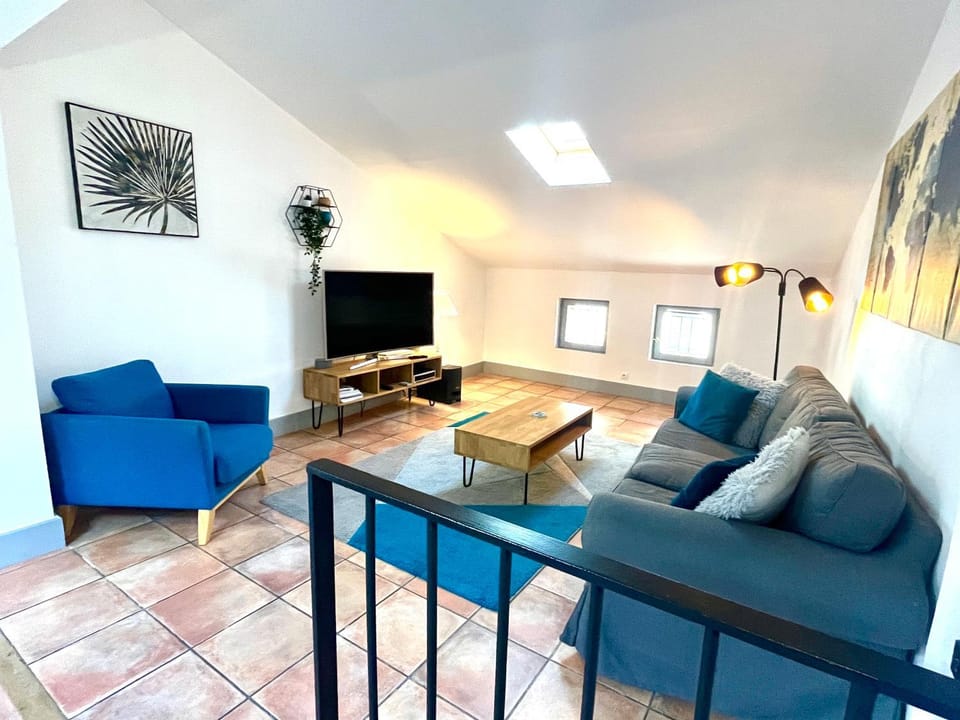 TV and multimedia, Living room