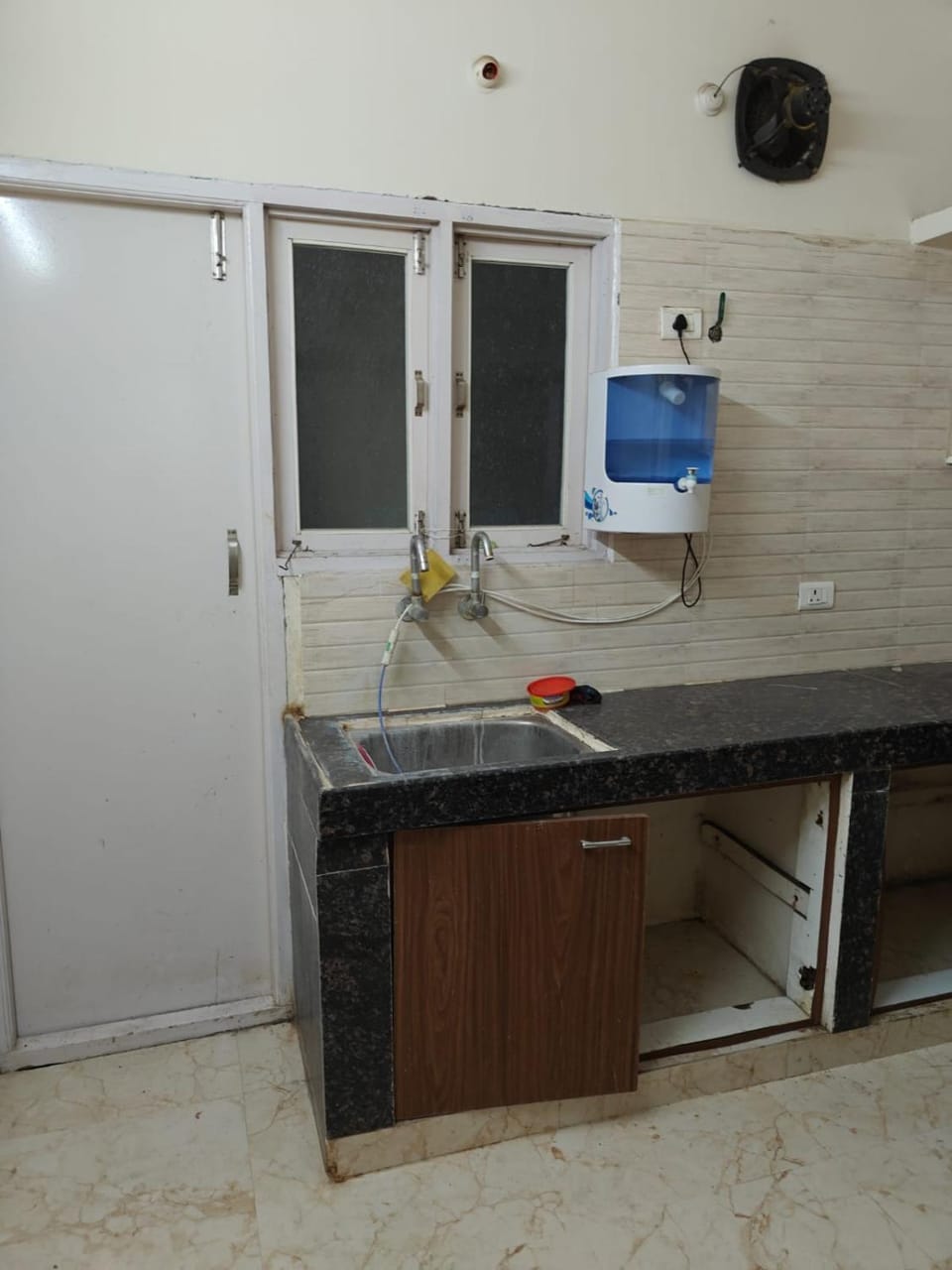 Visitors Lounge by MMG - 2&3BHK Furnished - Rd 12 Banjara Hills Apartment in Hyderabad