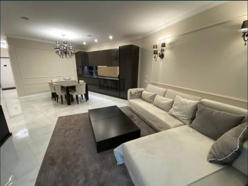 Lux 1-bedroom panoramic view Most City Center area Apartment in Dnipro