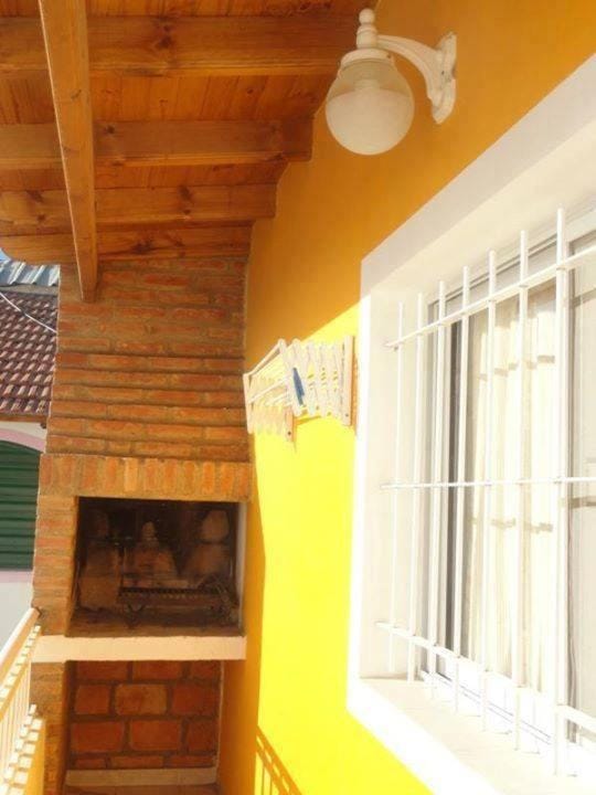 BBQ facilities, Balcony/Terrace, flat iron