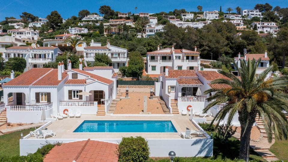 Floor plan, Swimming pool