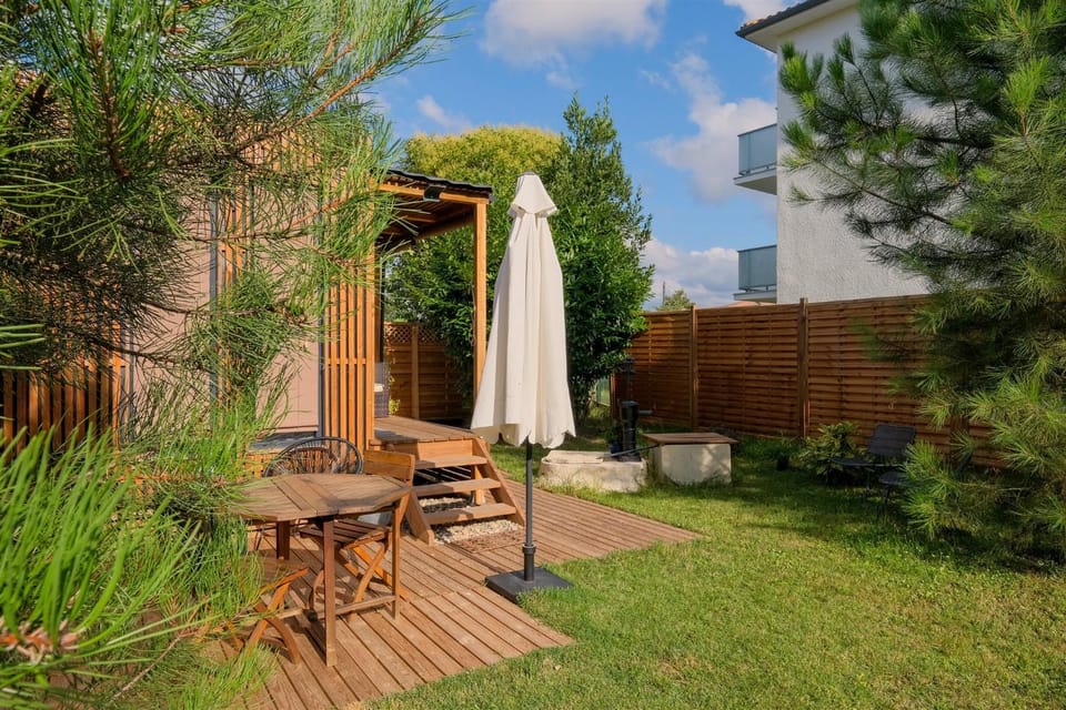 Patio, Patio, Facade/entrance, Garden