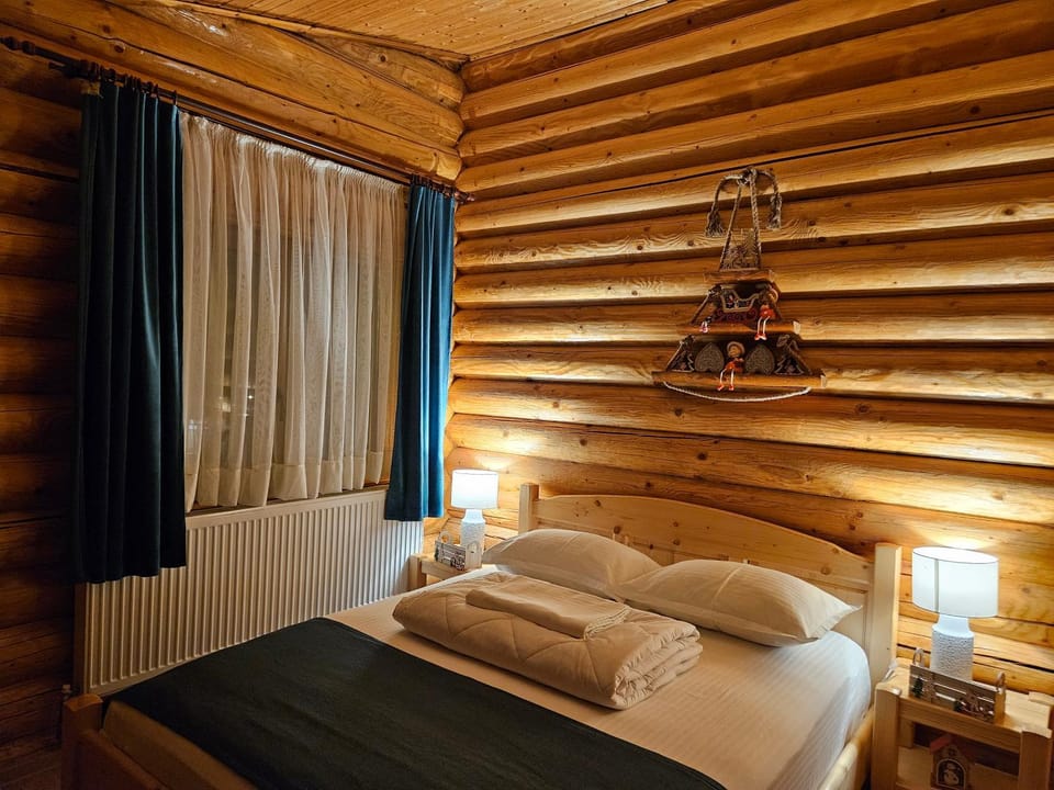 Cabana Alesia, relaxare la poalele Raraului House in Romania