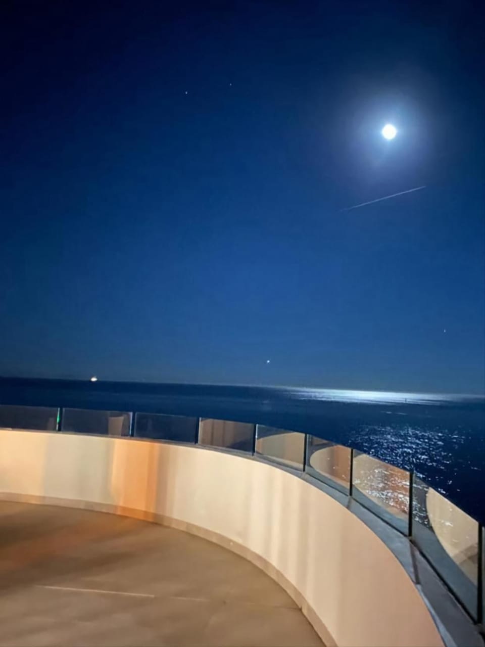 Night, View (from property/room), Balcony/Terrace, Garden view, Sea view