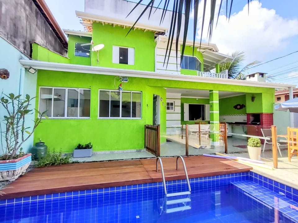 casa com piscina House in Ubatuba