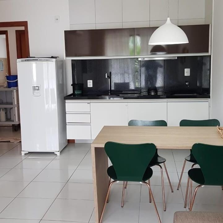Kitchen or kitchenette, Dining area, Communal kitchen