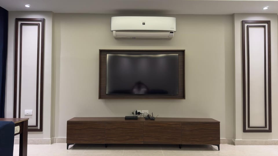 TV and multimedia, air conditioner