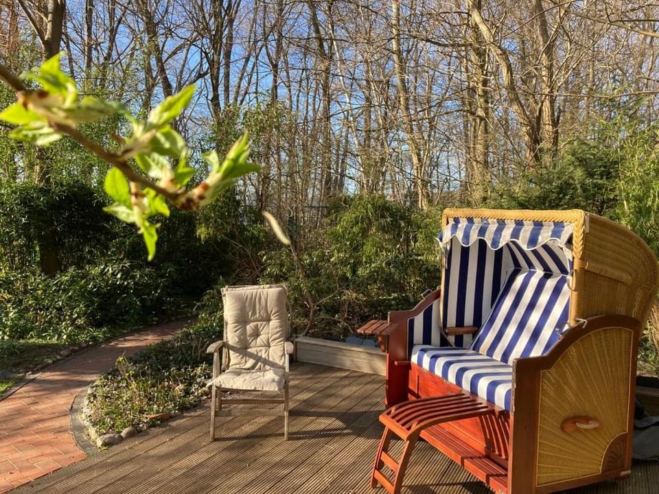 Garden, Balcony/Terrace