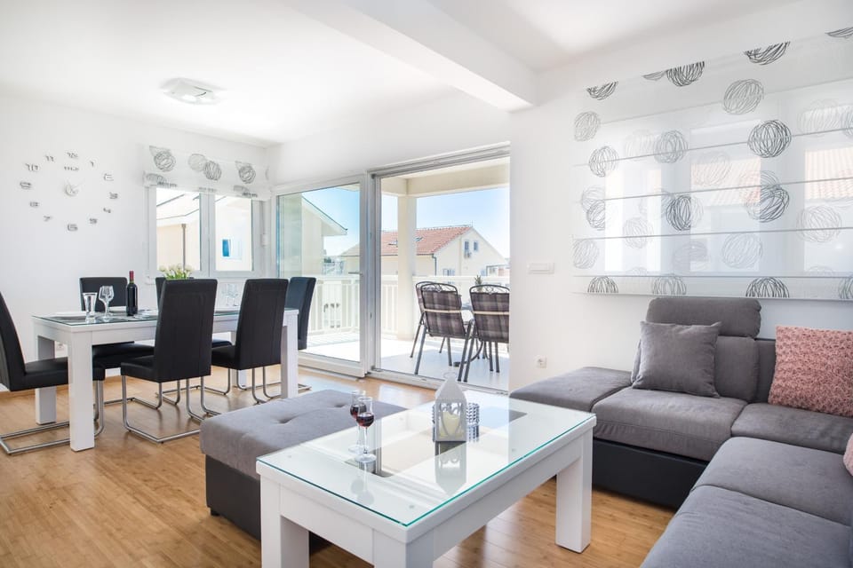 Luxury XXL Apartment Apartment in Makarska