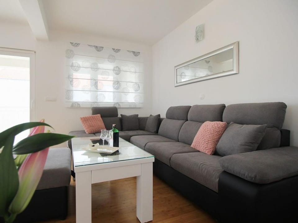 Luxury XXL Apartment Apartment in Makarska