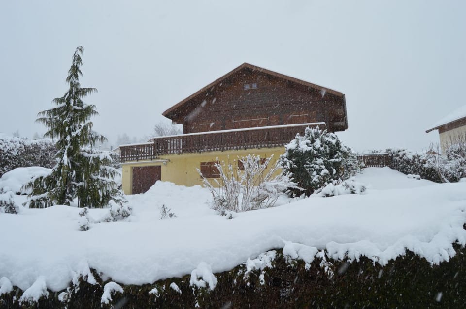Property building, Winter