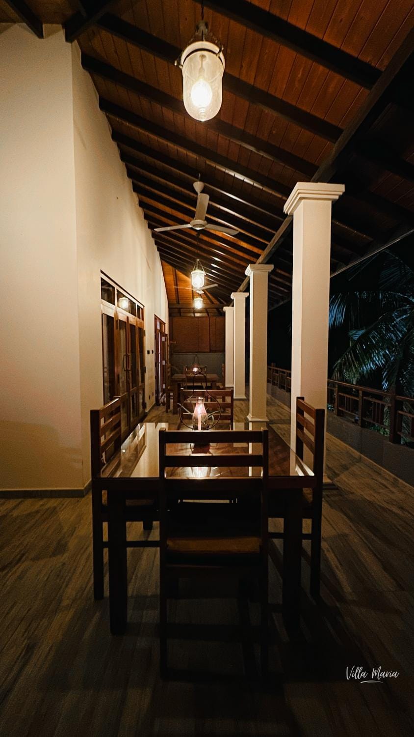 Night, Seating area, Dining area