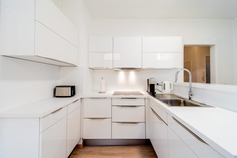Kitchen or kitchenette, kitchen