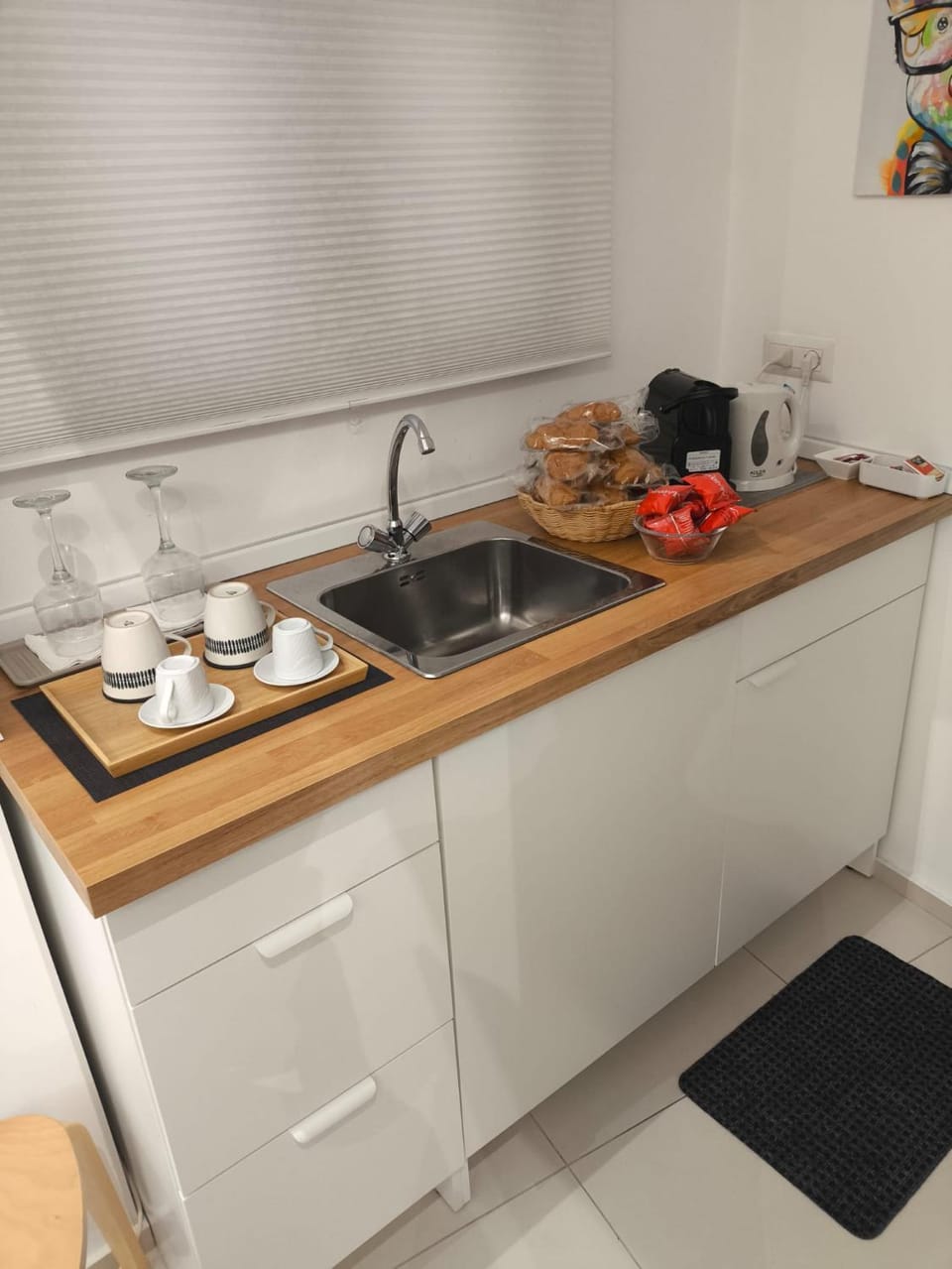 Coffee/tea facilities, Italian breakfast