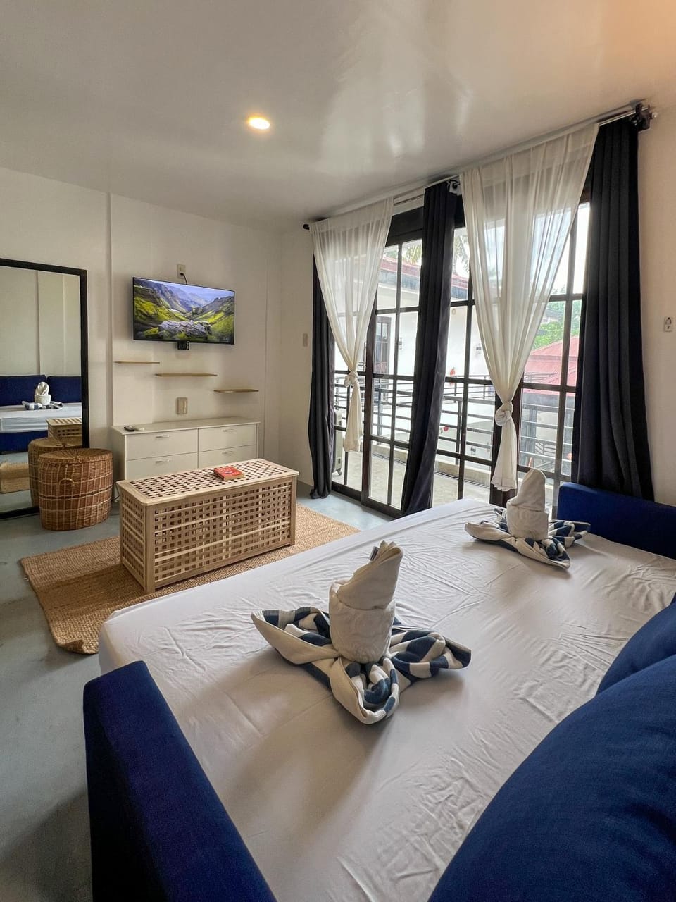 Siargao Bed and Brewery Hotel in General Luna