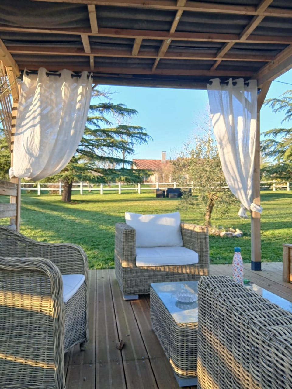 Patio, Spring, Day, Garden, Seating area, Garden view