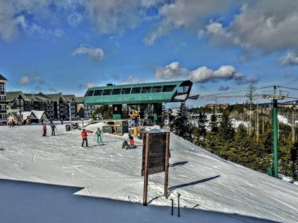 Winter, Skiing