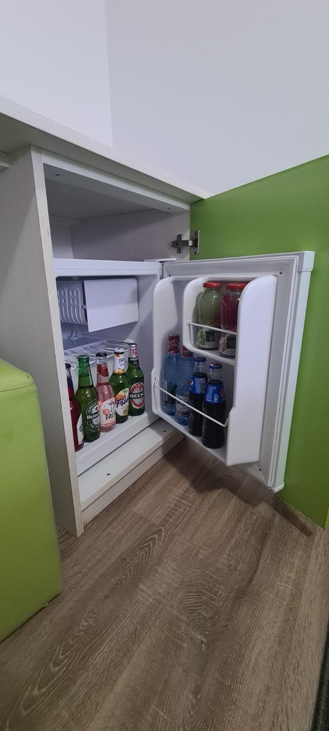Drinks, Alcoholic drinks, oven