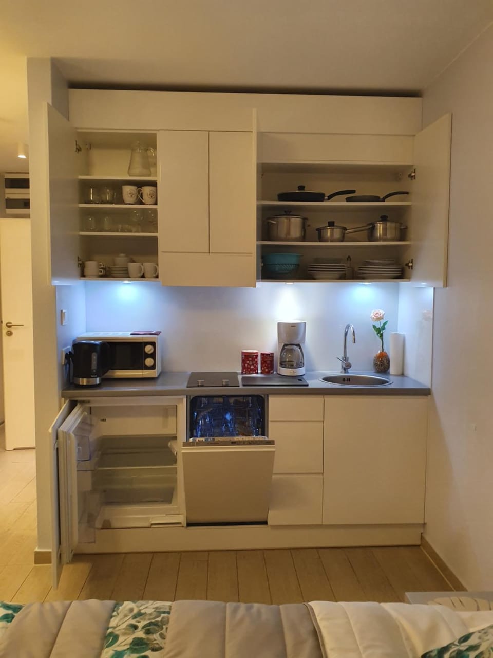 Kitchen or kitchenette