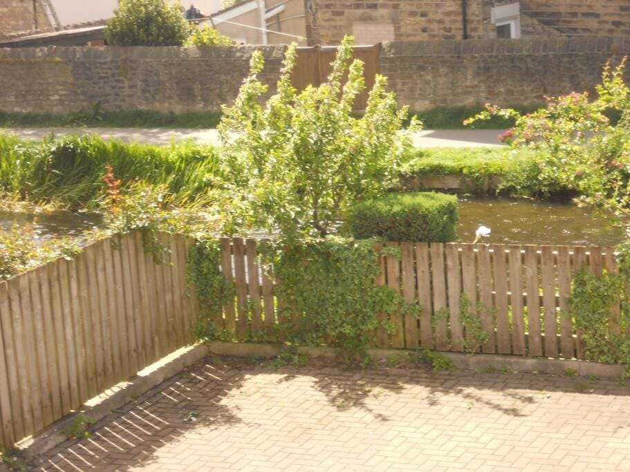 The Staithe by the Canal. Apartment in Lancaster