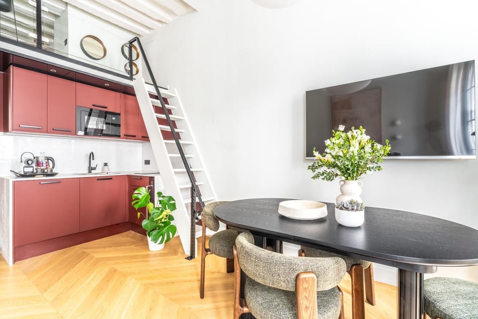 TV and multimedia, Kitchen or kitchenette, Dining area