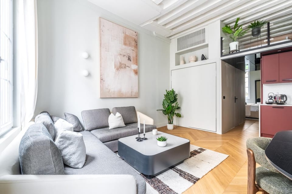 Kitchen or kitchenette, Living room
