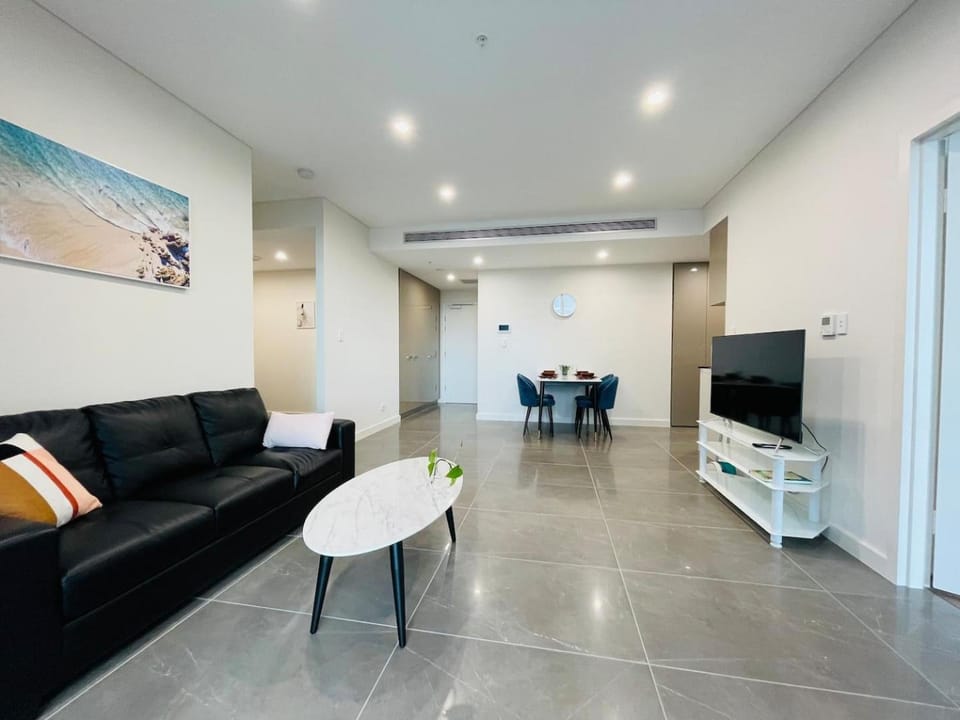 Macquarie Park high level 2bed 2bath with Study Gym & Pool Apartment in Sydney