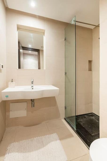 Luxury Prestigia Close to Champs de Course Parc Apartment in Fes