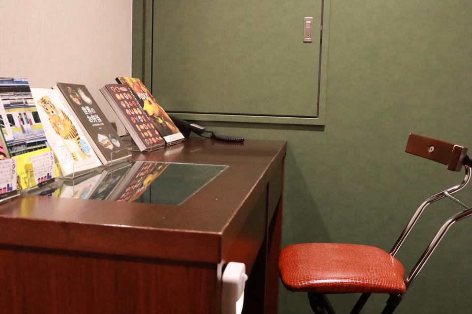 BOOK HOTEL 神保町 Hotel in Chiba Prefecture