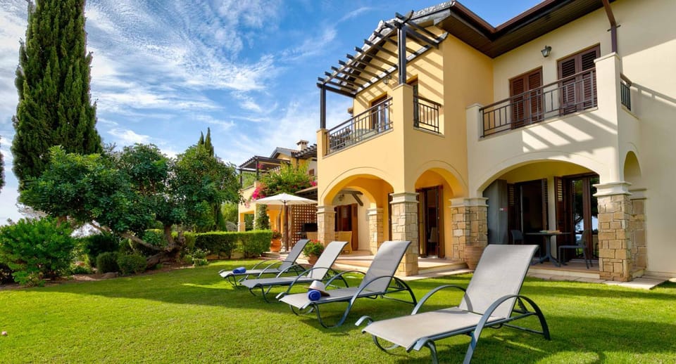 Property building, Patio, Garden, Other