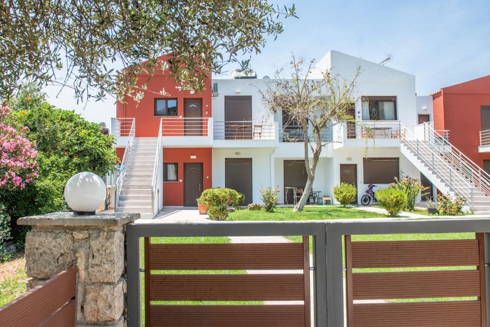The Olive Garden-Almyrida Apartment in Almyrida