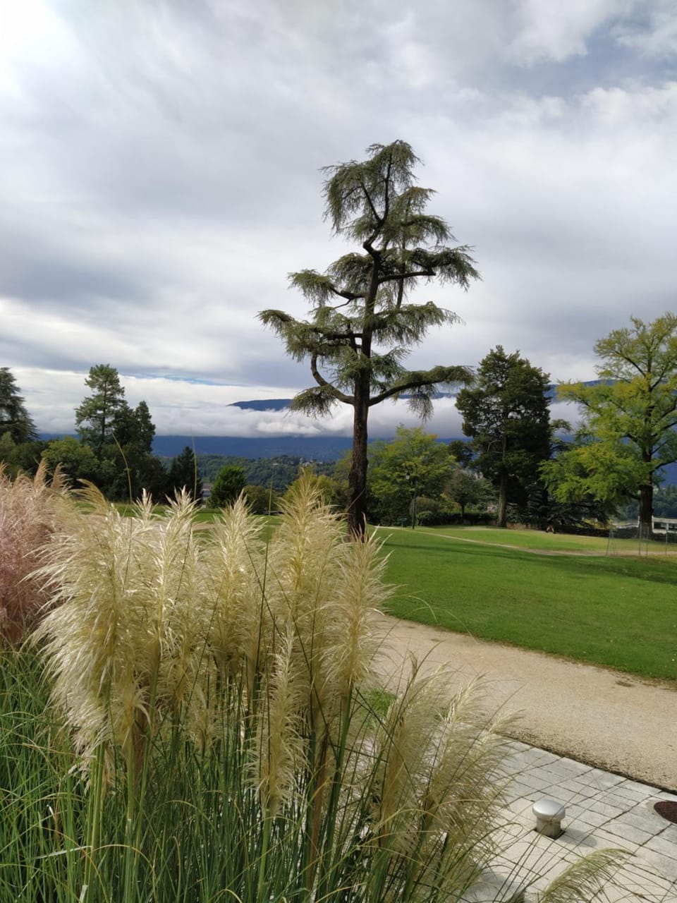 Vue Lac Imprenable et Calme Absolu en Hypercentre Garage Clim Wifi Apartment in Aix-les-Bains
