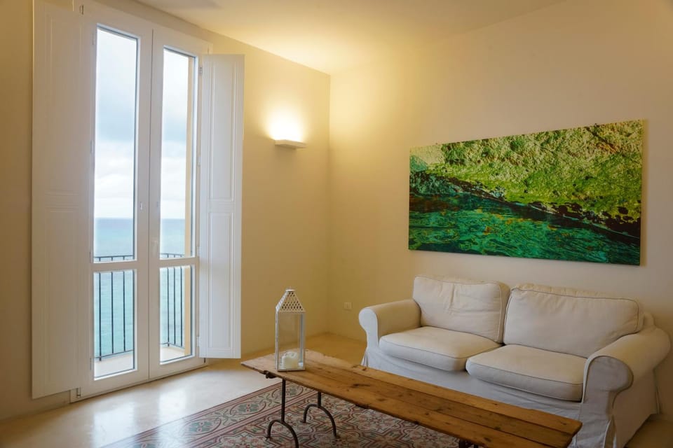 Balcony/Terrace, Living room, Sea view