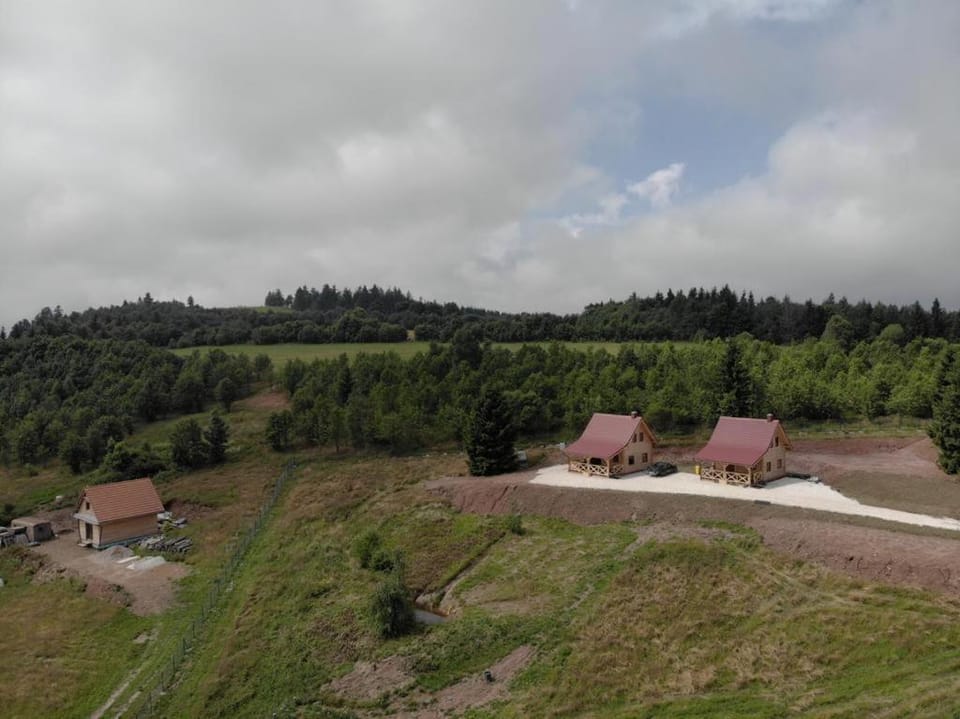 DOMKI W CHMURACH Chalet in Lower Silesian Voivodeship